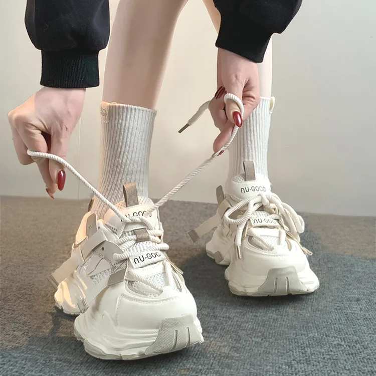 贾不假女式运动鞋2025夏季新款超火百搭小个子厚底增高炸街老爹鞋