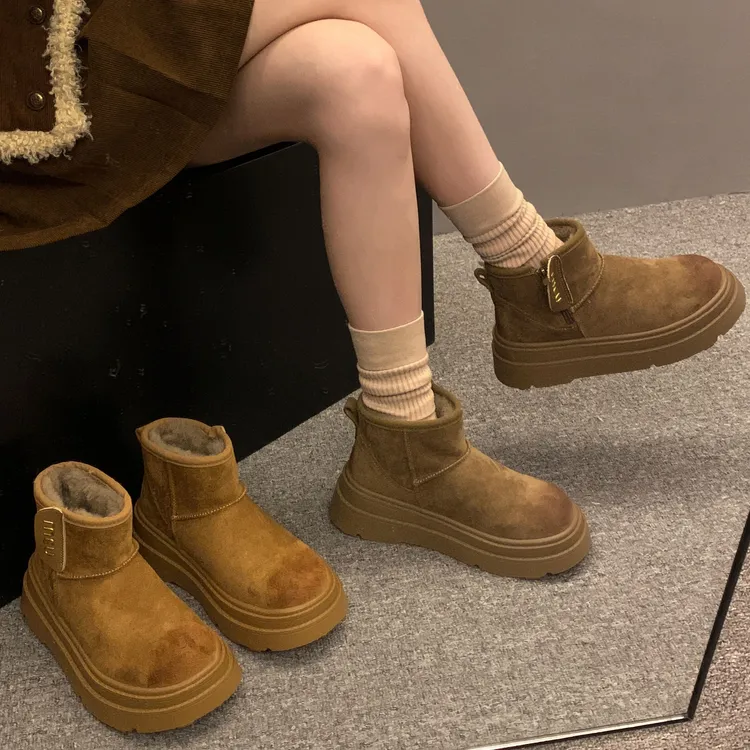 贾不假雪地靴女2025冬季新款小个子厚底流行复古百搭防滑保暖棉靴