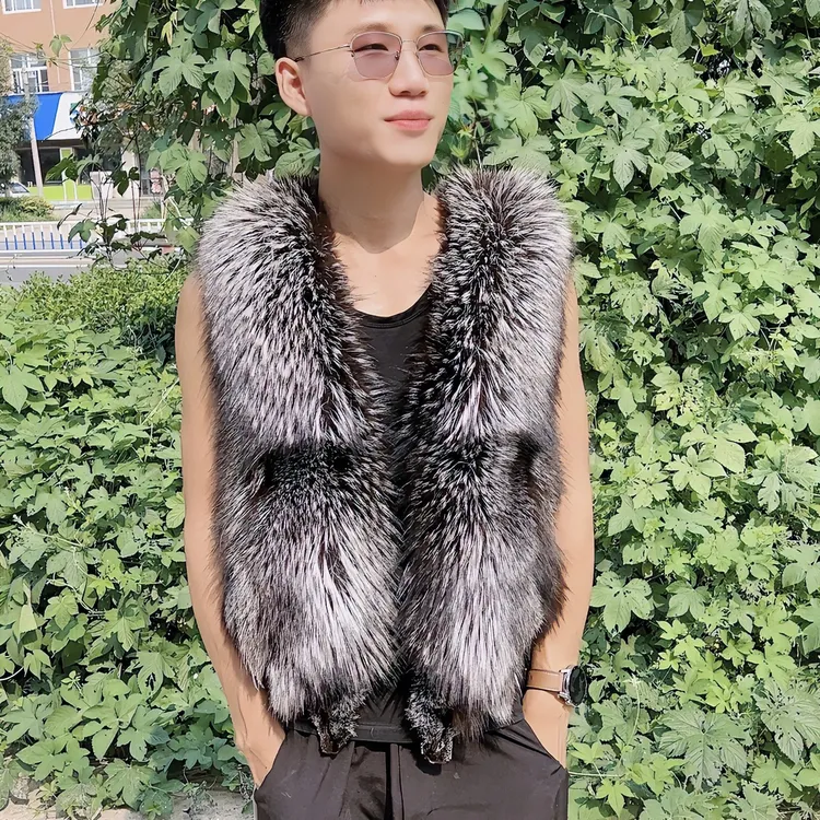 银狐气质女装皮草时尚轻奢休闲秋冬高端皮毛一体保暖毛马甲
