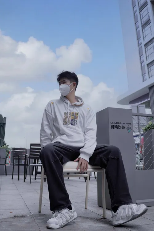 国潮刺绣连帽卫衣男秋冬新款宽松长袖套头休闲百搭重磅保暖上衣