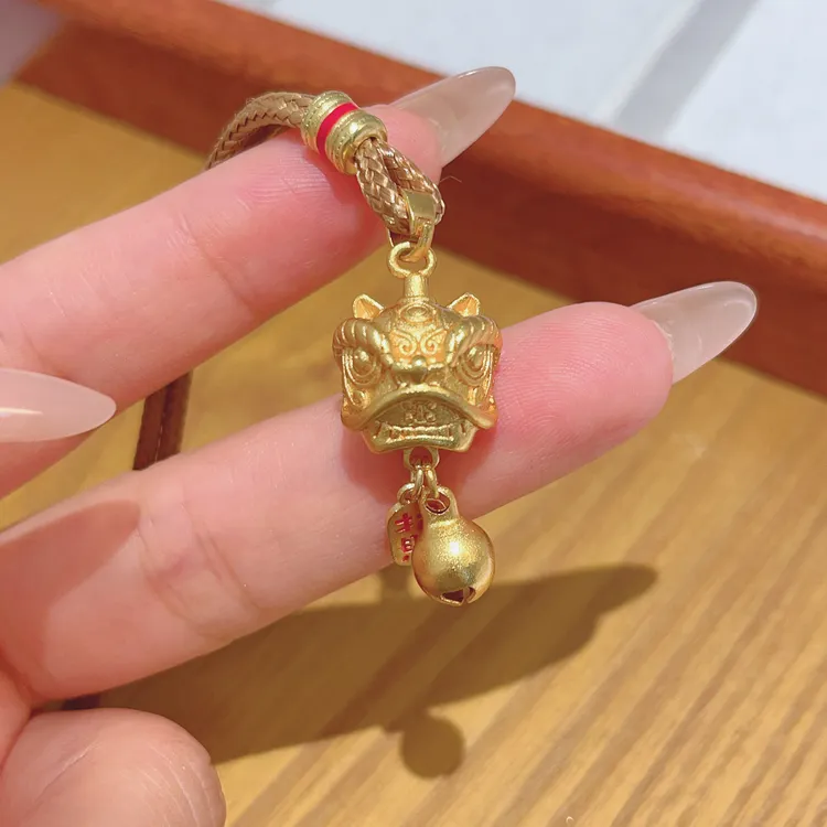 铜合金吊坠 金色醒狮铃铛吊坠时尚百搭高级项链毛衣链xh41