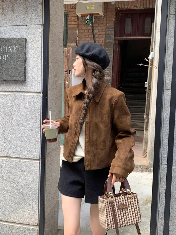 咖色麂皮短款外套女2025秋季新款宽松休闲复古百搭小个子夹克上衣
