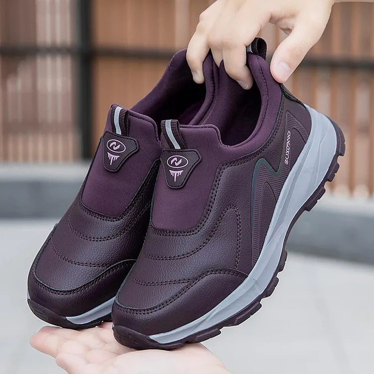 休闲鞋老人鞋女秋冬季防水防滑一脚蹬妈5060岁妈妈软底防滑休闲鞋