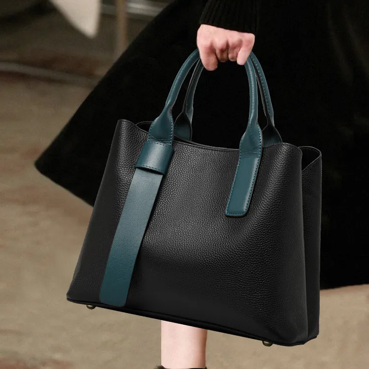 时尚复古女士手提包真皮大容量单肩斜挎包