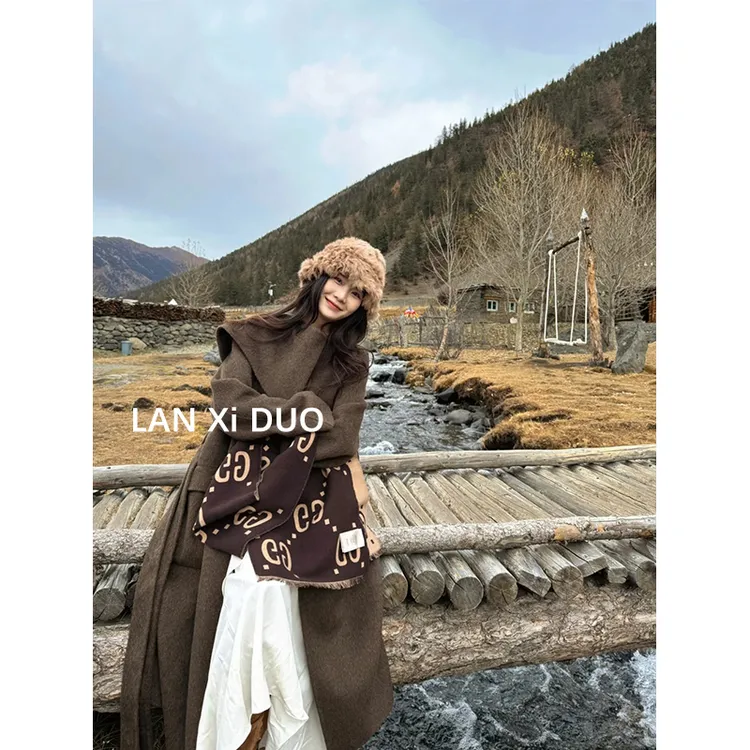 岚茜朵2024年冬季新款法式中长款呢大衣气质设计感毛呢外套女