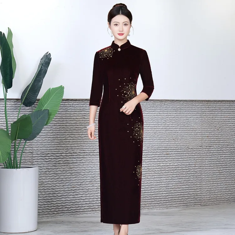 F50新款2024改良丝绒旗袍新中式春秋女长款气质喜婆婆婚宴礼服