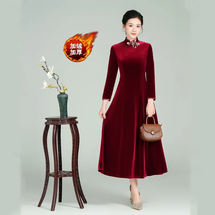 K51新款2025秋冬加绒改良复古新国风旗袍修身加厚连衣裙礼服6XL