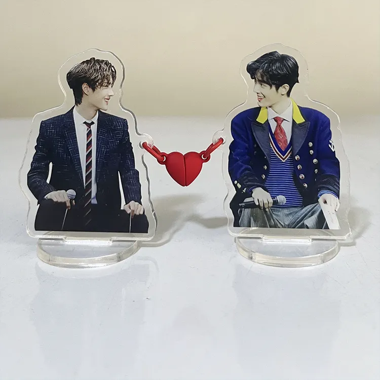 博君一肖爱心磁吸小立牌亚克力高清肖战王一博博肖人形立牌6cm