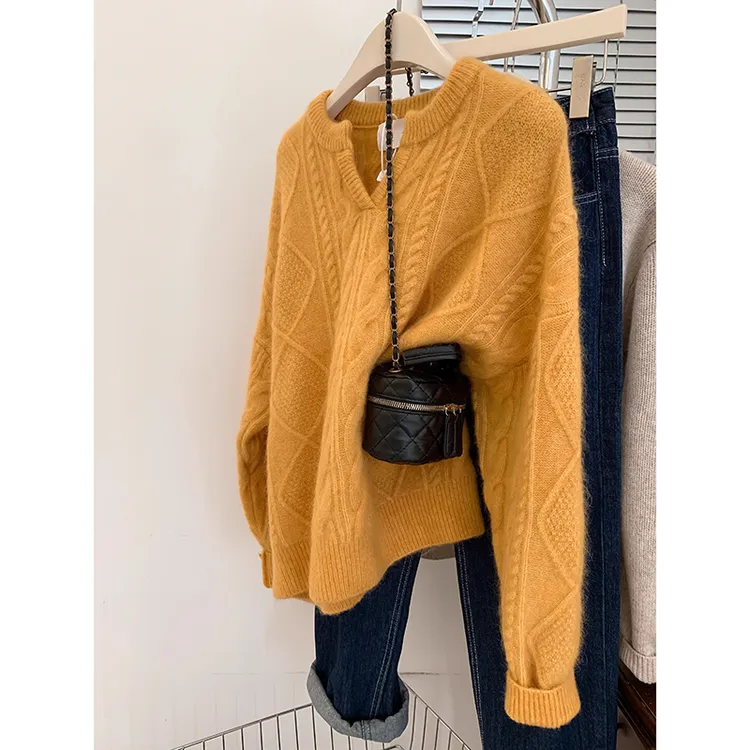 慵懒风橘色麻花V领针织衫女秋冬小个子宽松软糯毛衣2023新款上衣