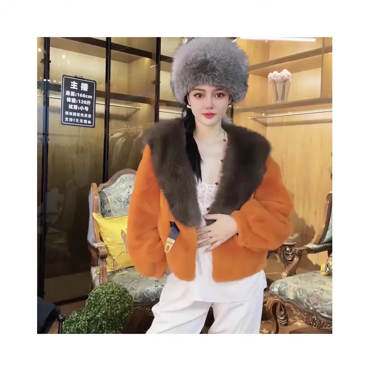 秋冬新款时尚轻奢贵气百搭保暖披肩女士外套