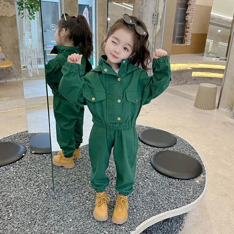 女童秋装套装2024新款网红洋气儿童秋季女宝宝连帽工装两件套休闲