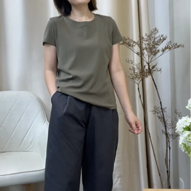 简约小贝壳轻奢面料高弹短袖T恤