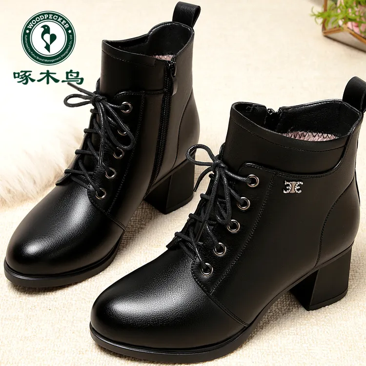 啄木鸟秋冬新款英伦风马丁靴女百搭中跟棉鞋女加绒保暖厚底短靴子