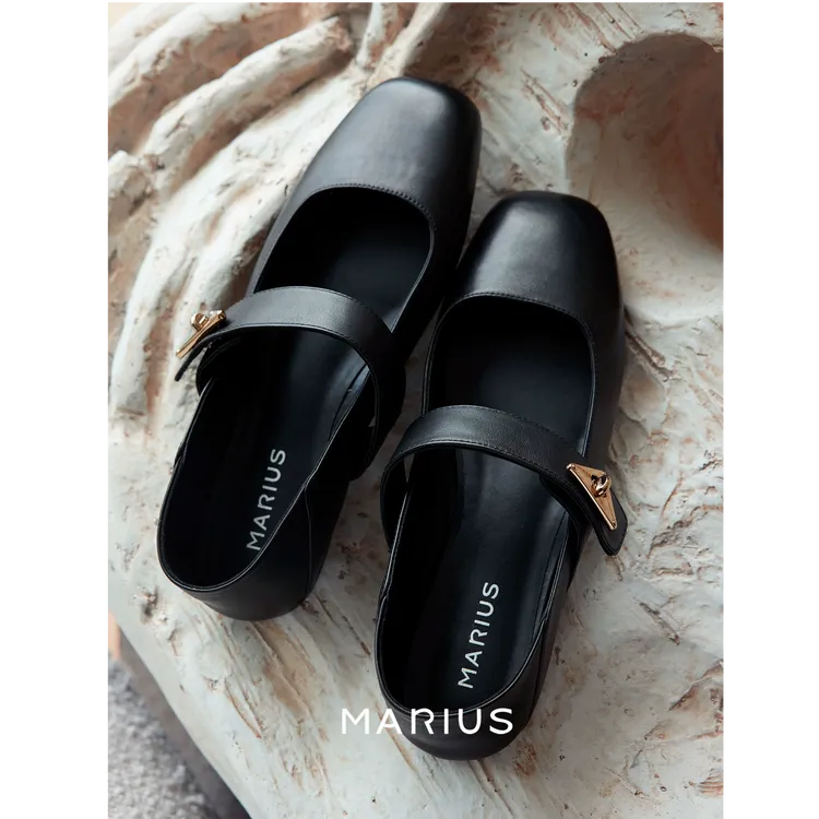 MARIUSMARIUS精致千金金属扣袢平底玛丽珍黑色小皮鞋