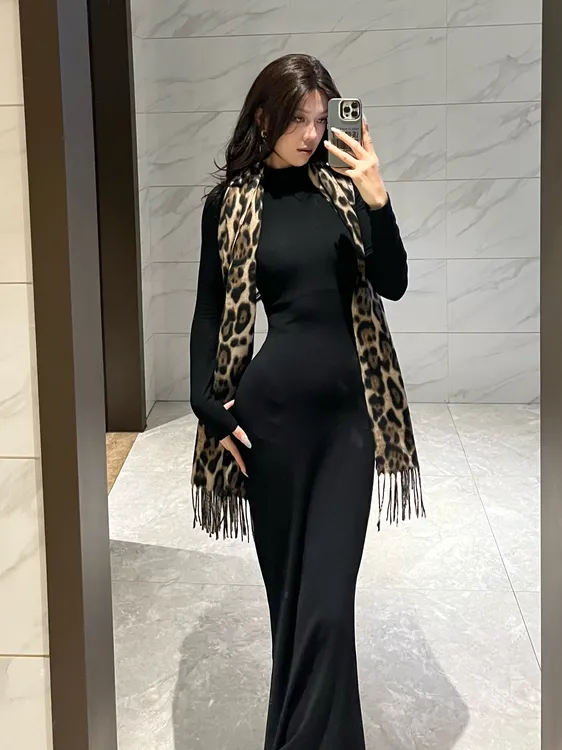 半高领加绒保暖打底连衣裙修身显瘦包臀长袖鱼尾裙BG002