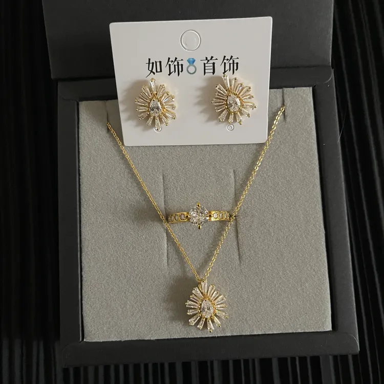 铜合金项链 如饰 精致水滴形三件套套装时尚百搭气质小众