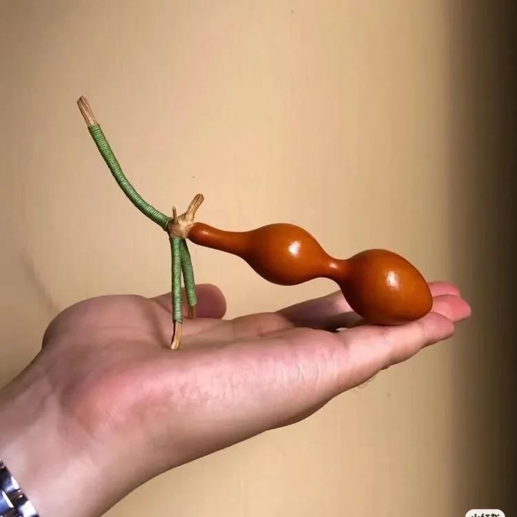 精品蚂蚁小葫芦文玩手把件有龙头天然葫芦挂件草里金包浆老葫芦