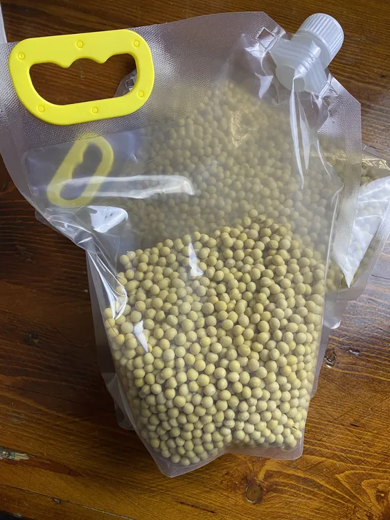 农家小园  东北黄豆  25年新黄豆  5斤包邮