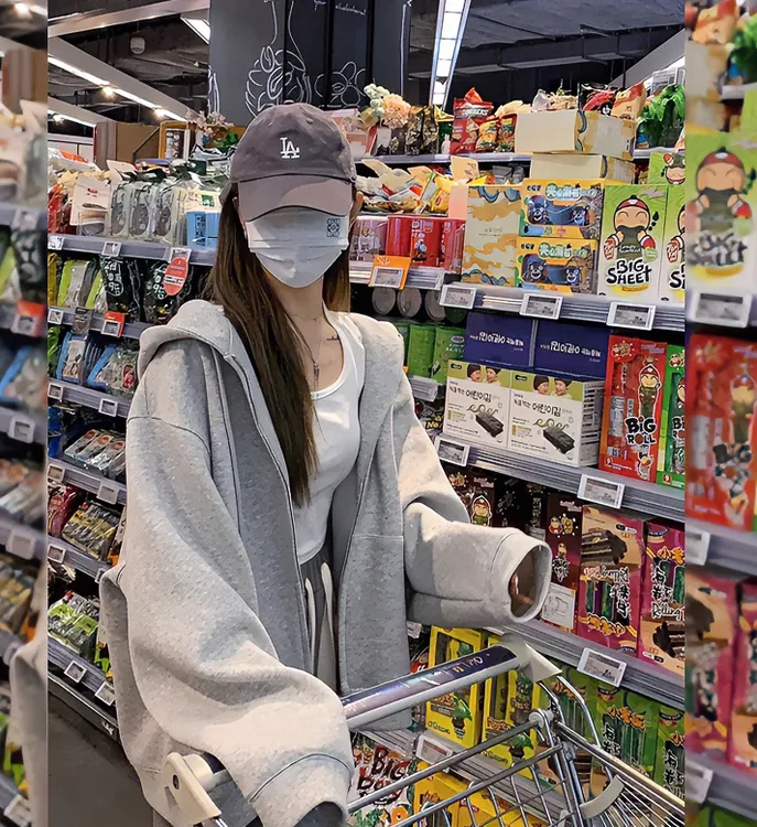 灰色宽松连帽拉链卫衣外套女春秋爆款2025新款高级感长袖上衣即墨