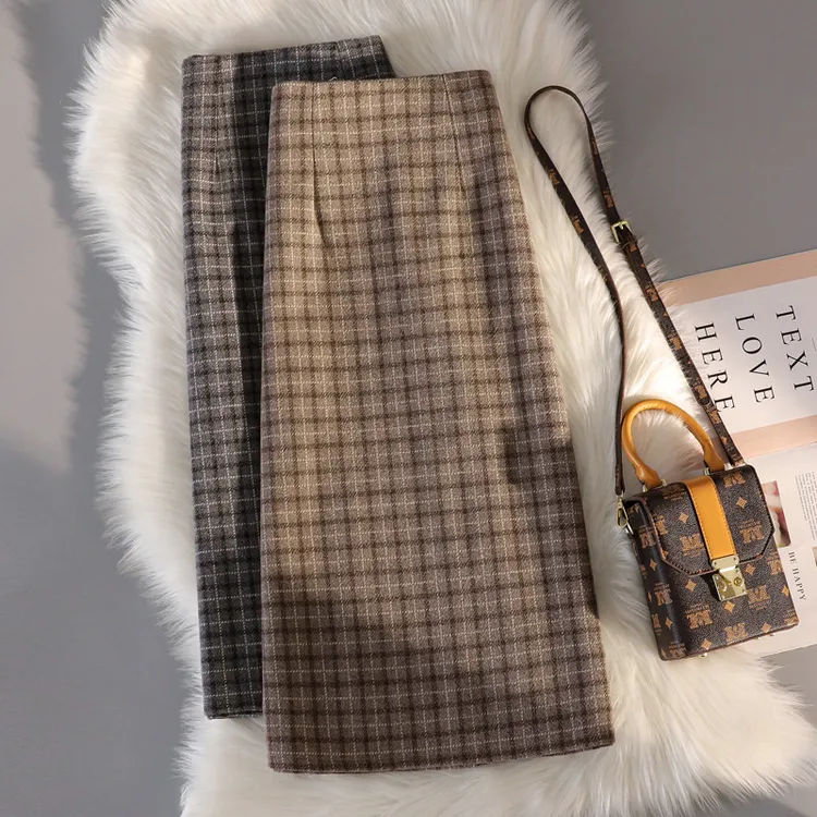 秋冬加厚毛呢格子半身裙女2025新款高腰A字包臀裙过膝开叉中长裙