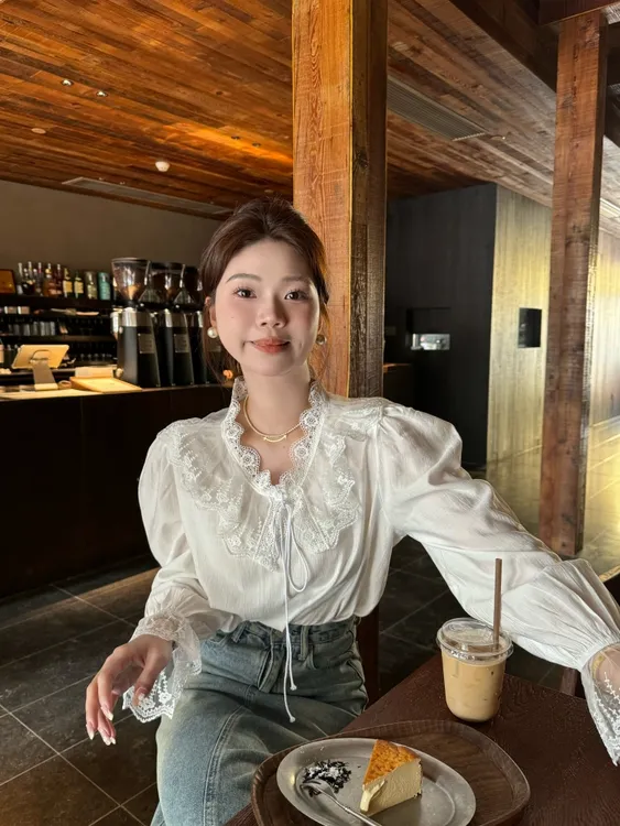 【半岛情书】法式温柔风蕾丝花边绑带衬衫女气质重工高级感上衣