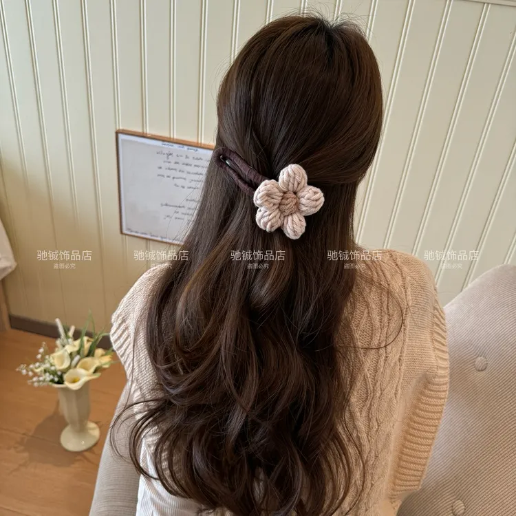 慵懒奶咖~毛线花朵鸭嘴夹秋冬针织花朵发夹温柔气质后脑勺发饰商品图