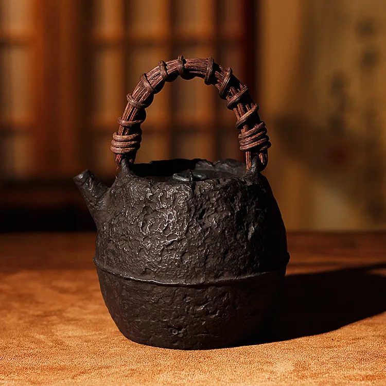 信龙堂原装进口高端砂铁壶茶具小丑藤把泡茶壶家用煮茶铸铁纯手工