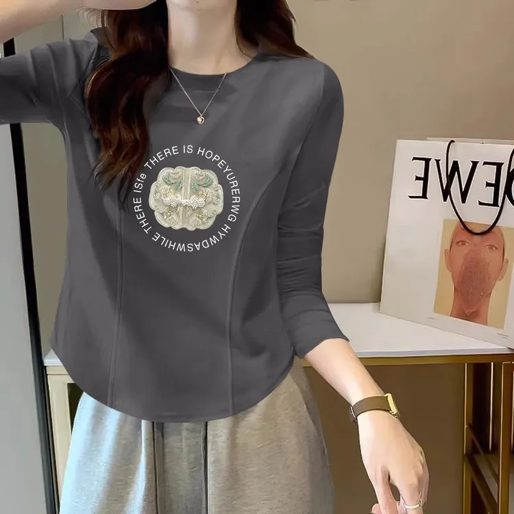韩版简约鱼骨纹长袖T恤女士秋季ins纯欲风辣妹修身显瘦打底衫内搭