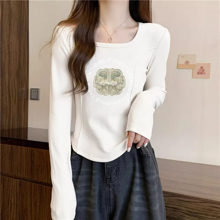 秋冬设计感圆弧下摆修身显瘦长袖T恤女士纯欲风辣妹印花打底衫ins