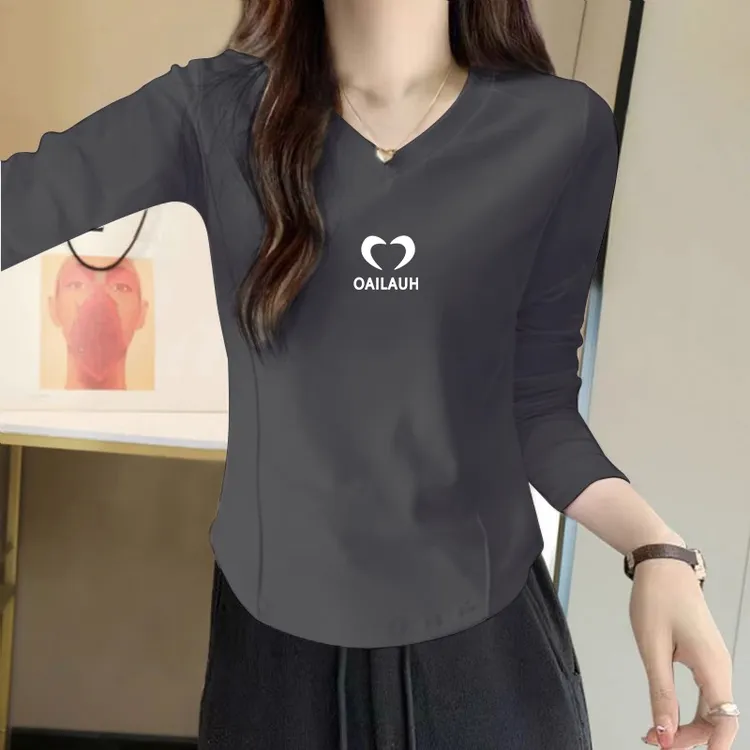 秋季纯欲风辣妹修身显瘦长袖T恤女士设计感圆弧下摆鱼骨纹V领上衣