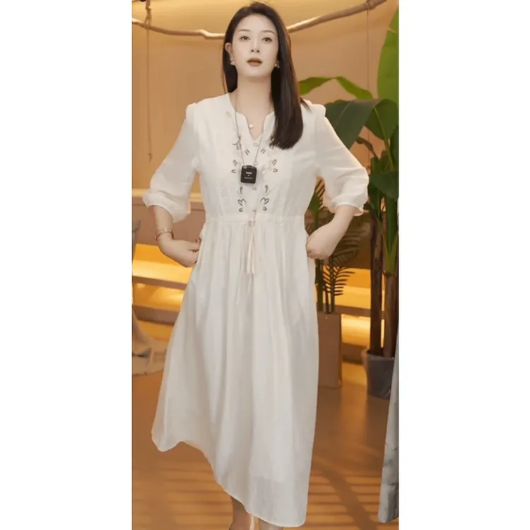 重工刺绣连衣裙女2025夏季新款宽松显瘦气质绣花长裙子A363