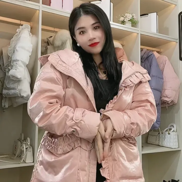 白鸭绒羽绒服高端服装时尚冬季保暖外套女装潮流休闲连帽