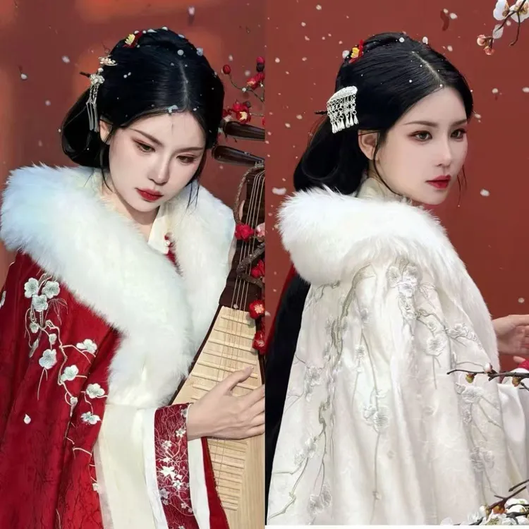 古风汉服女梅花斗篷加绒加厚保暖秋冬季日常毛领披肩重工刺绣披风