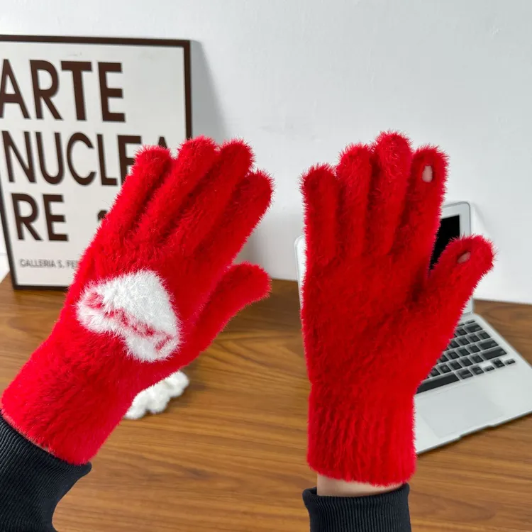 保暖手套女士新款毛绒针织露指可触屏节日喜庆红色五分指冬季防寒