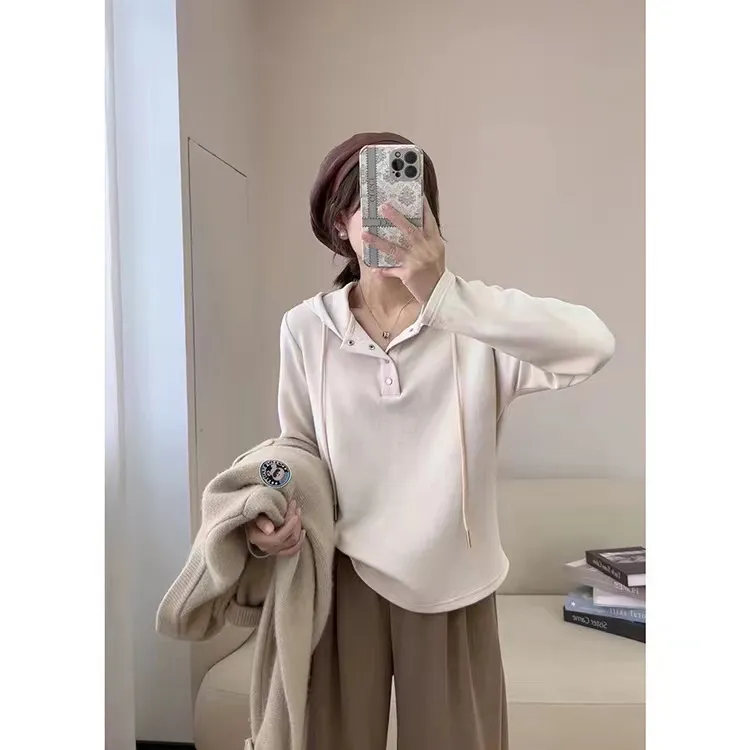 魔力内搭百搭韩版连帽抽绳卫衣女秋季宽松显瘦纯色小排扣长袖上衣