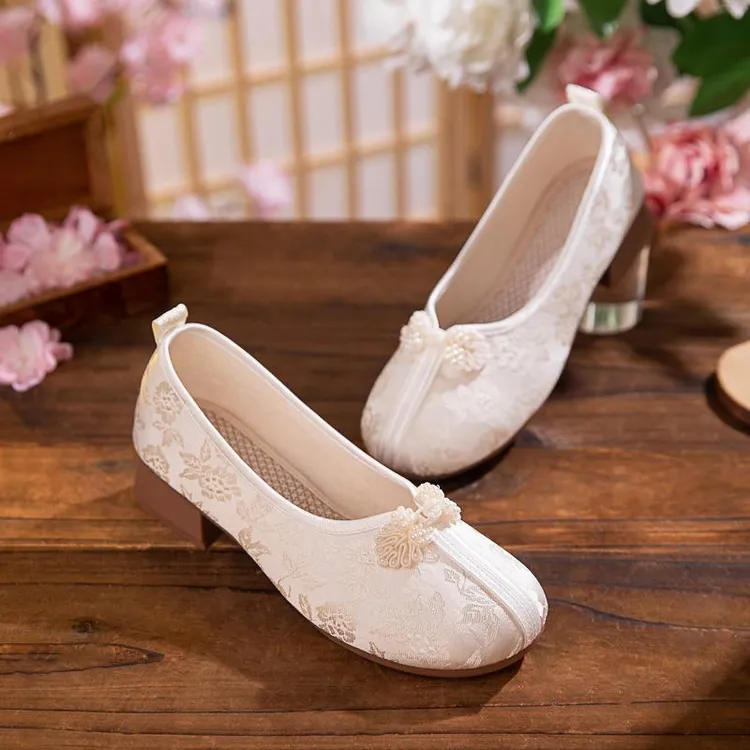 绣花鞋淡雅暗纹新款老北京布鞋珍珠盘扣古风浅口素雅旗袍鞋禅意鞋