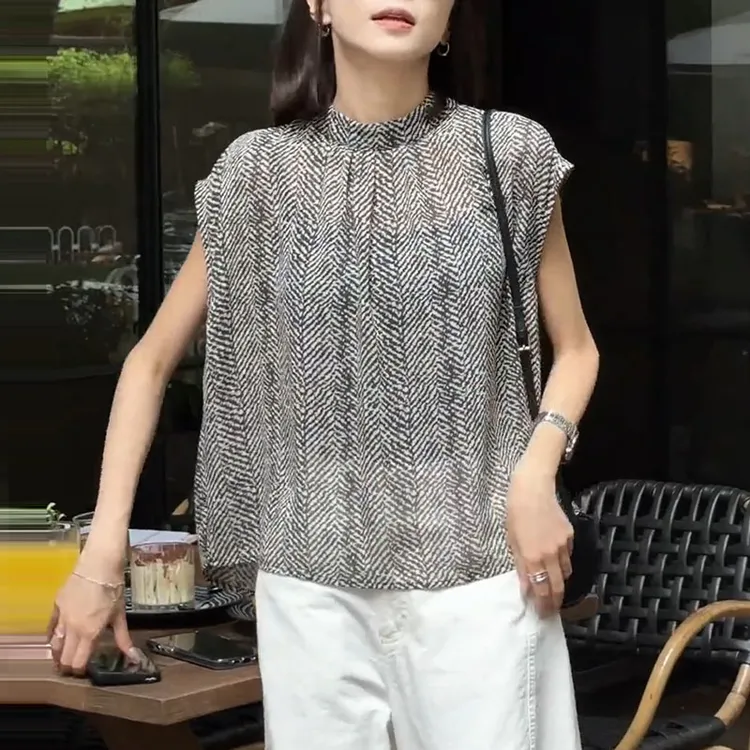 夏季无袖轻奢衬衫高级感新款休闲韩版圆领上衣独特时尚流行女装潮