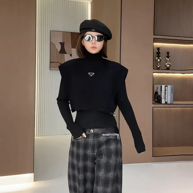 2025春季新款气质减龄时尚感套装女韩系纯色立领针织衫披肩两件套