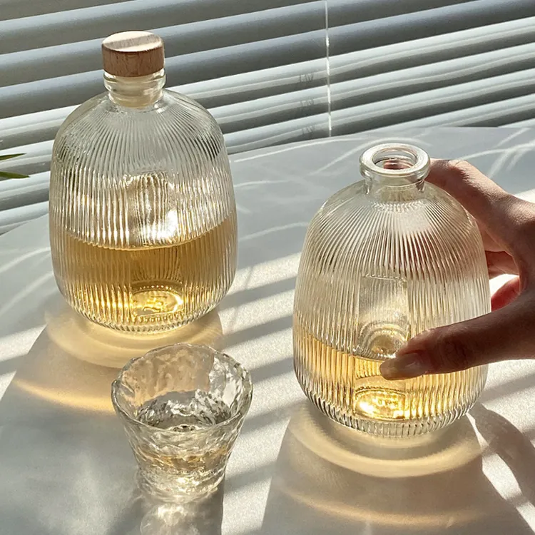 创意条纹冷萃咖啡瓶网红密封瓶甜酒果酒玻璃瓶随手小酒瓶分装容器