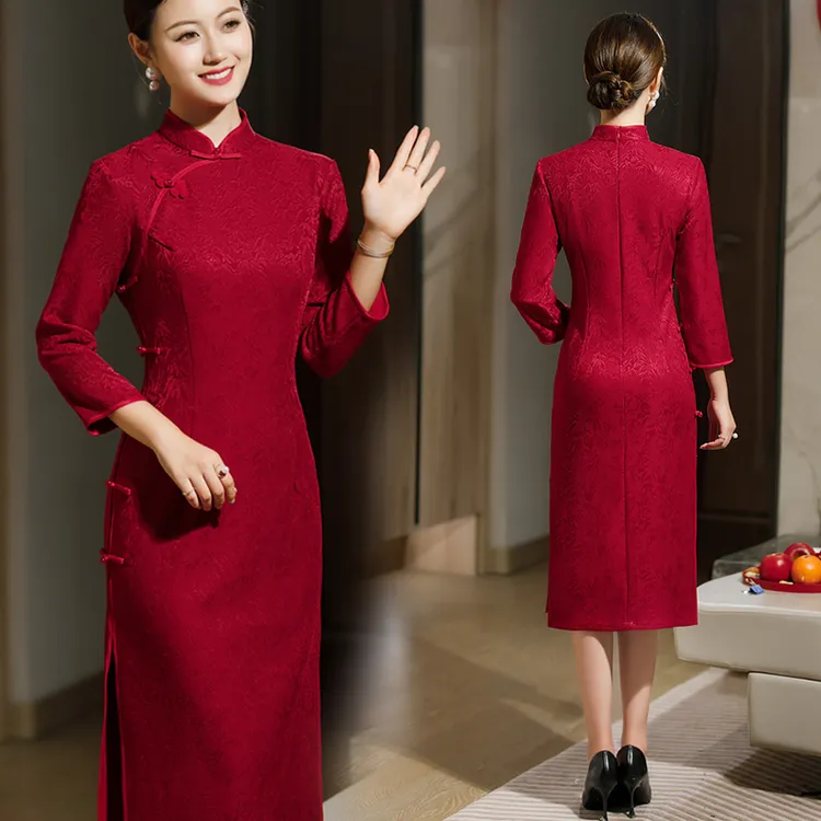 三月份喜婆婆婚宴装2025新款高端妈妈礼服平时可穿新中式红色旗袍