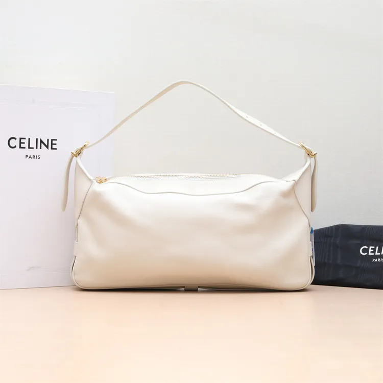 99新 Celine/思琳 小花佳珊单肩包 白色 皮革C 金扣