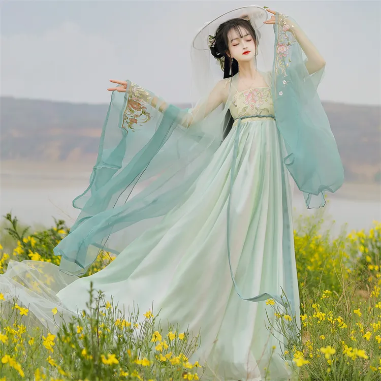 汉服女成人古风仙气飘飘新款日常古装唐风齐胸柯子裙曹县对襟汉服