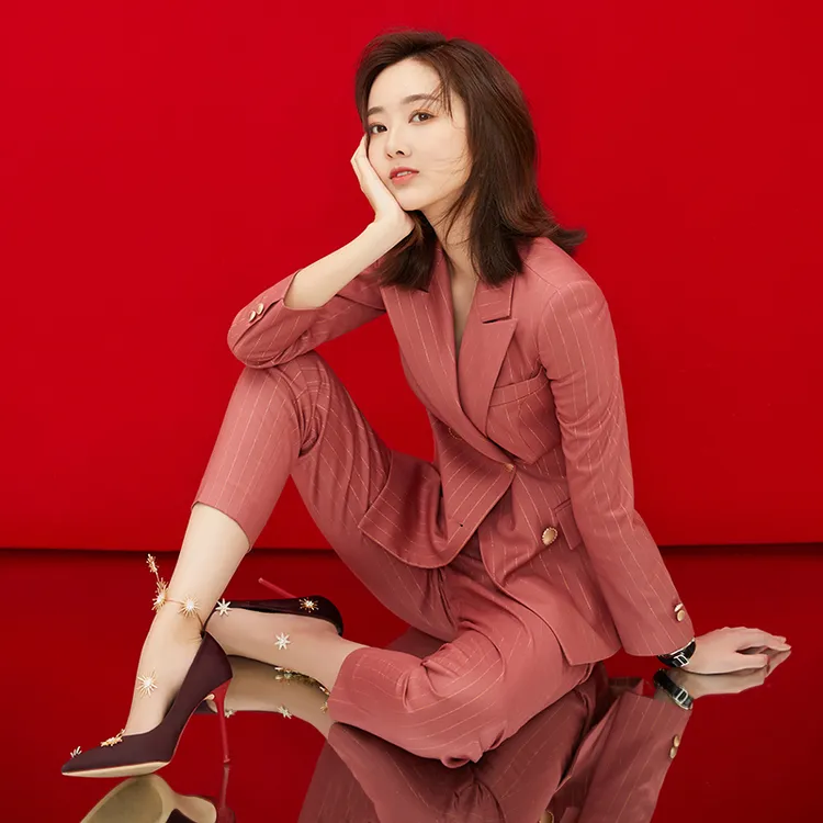 干练气质商务通勤职业女装高级感小香风休闲时尚条纹西装套装女春