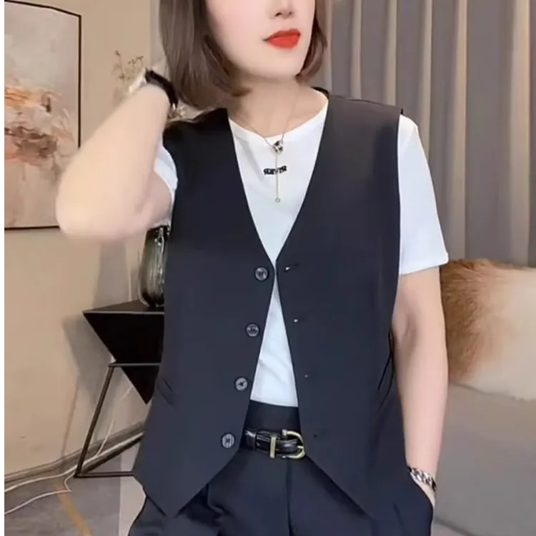  法式短款西装马甲女2025春秋款休闲百搭V领无袖坎肩马夹上衣外套