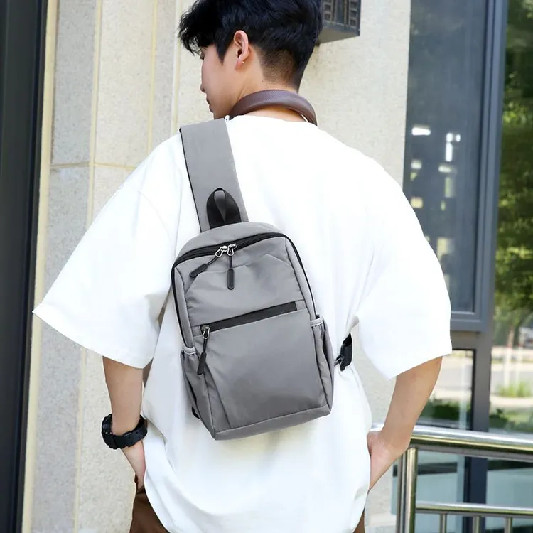 运动新款百搭斜挎包男士胸包时尚潮牌跨包包单肩包休闲男式小背包