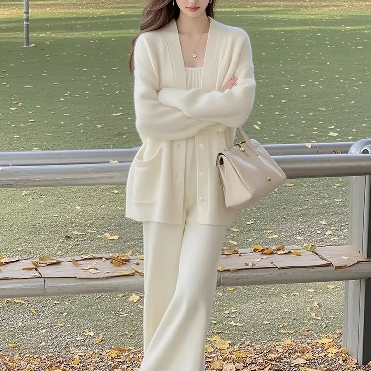2025春秋初冬高级感穿搭名媛气质高端毛衣裤子小香风两件套装女装