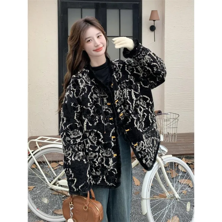 刺绣黑色碎花新中式国风羽绒服女冬季2024新款气质重工设计感小众