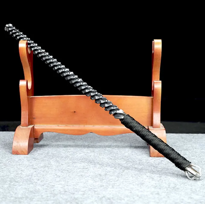 龙泉锻打五铬不锈钢扭转钢鞭短棍