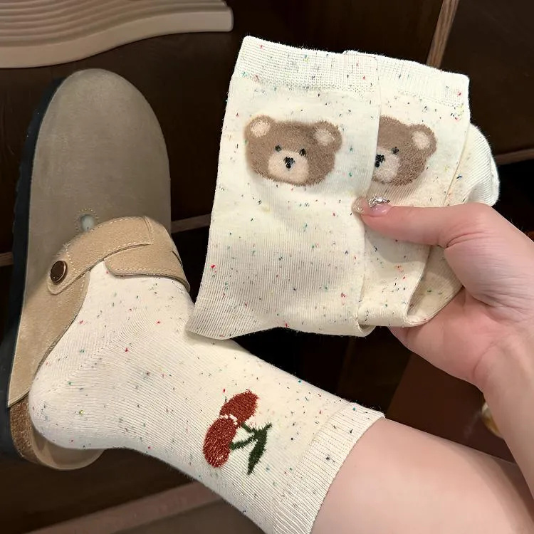 【今日推荐】秋冬季新品点子纱纯色ins可爱小熊多巴胺学院女中筒袜