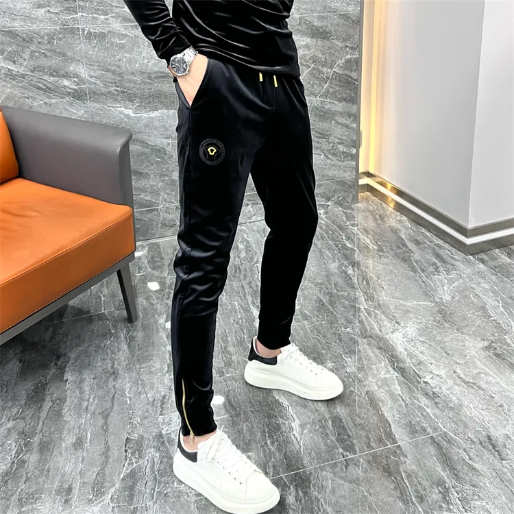男士休闲裤秋冬季新款高档金丝绒束脚裤男潮流修身弹力欧货小脚裤
